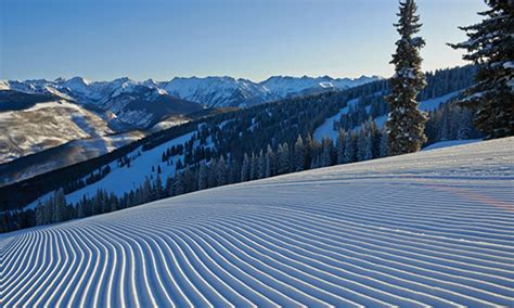 vail snow report today.